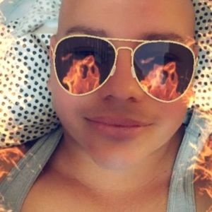 Meet your Posher, Noe